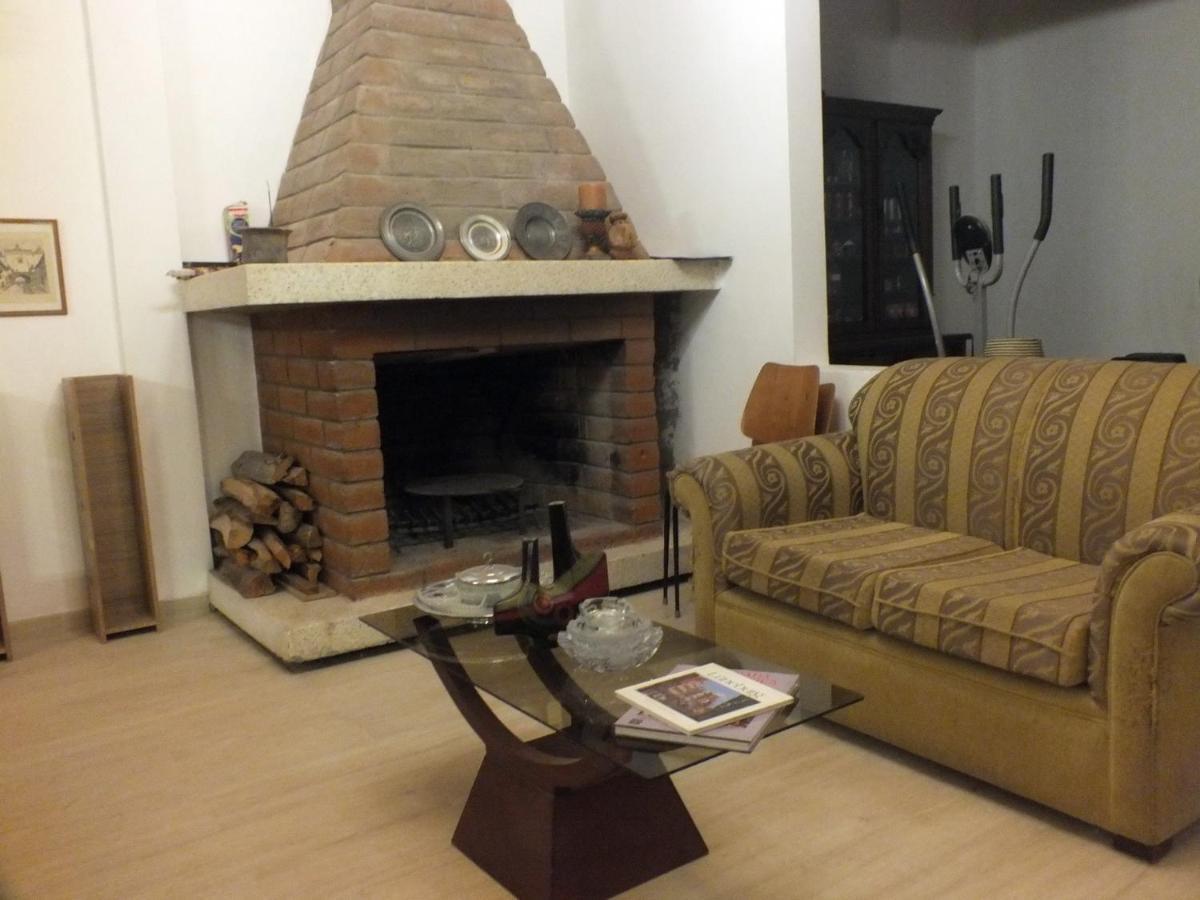 Quito Eco Lodge Airport - B&B Tababela Buitenkant foto